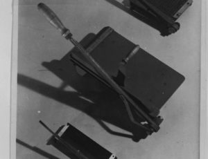 Treuhandstelle depot: Confiscated paper cutters (source: http://collections.jewishmuseum.cz)