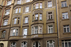 Krásnohorská Gasse 3